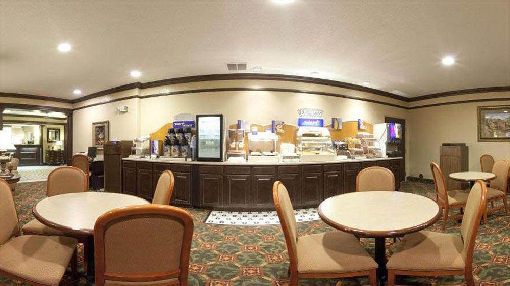 Holiday Inn Express Marshall, An Ihg Hotel Екстер'єр фото