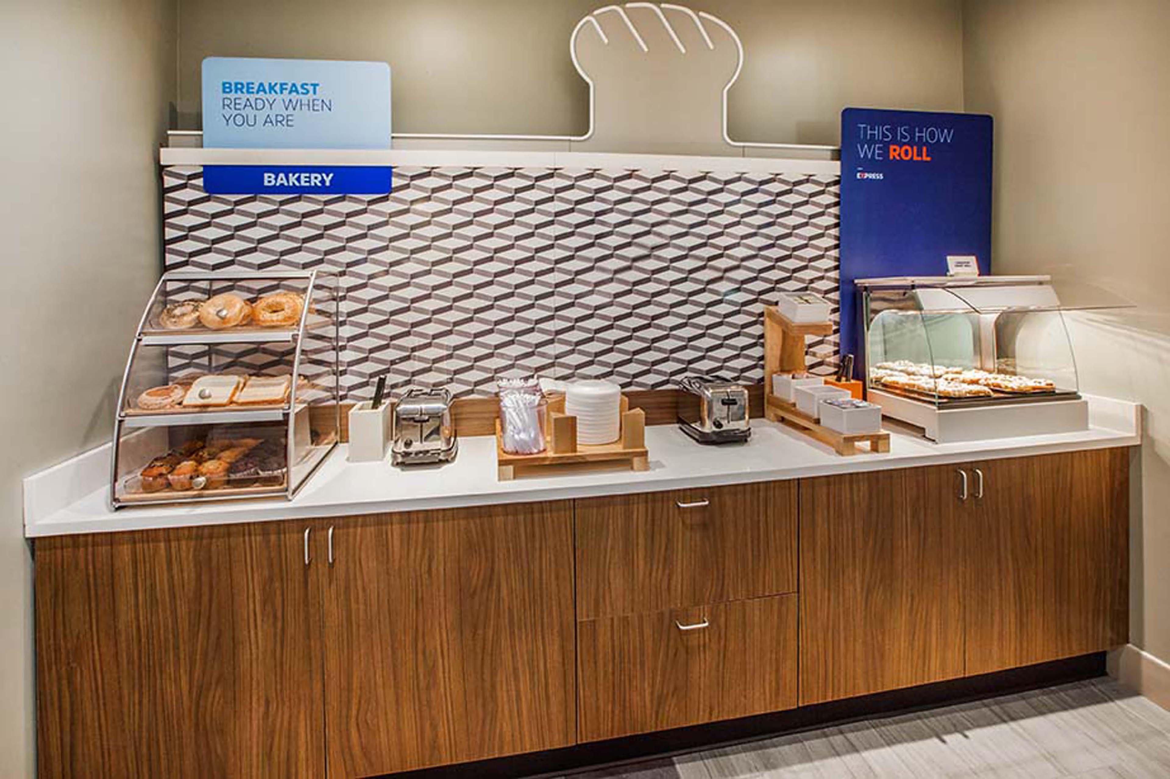 Holiday Inn Express Marshall, An Ihg Hotel Екстер'єр фото