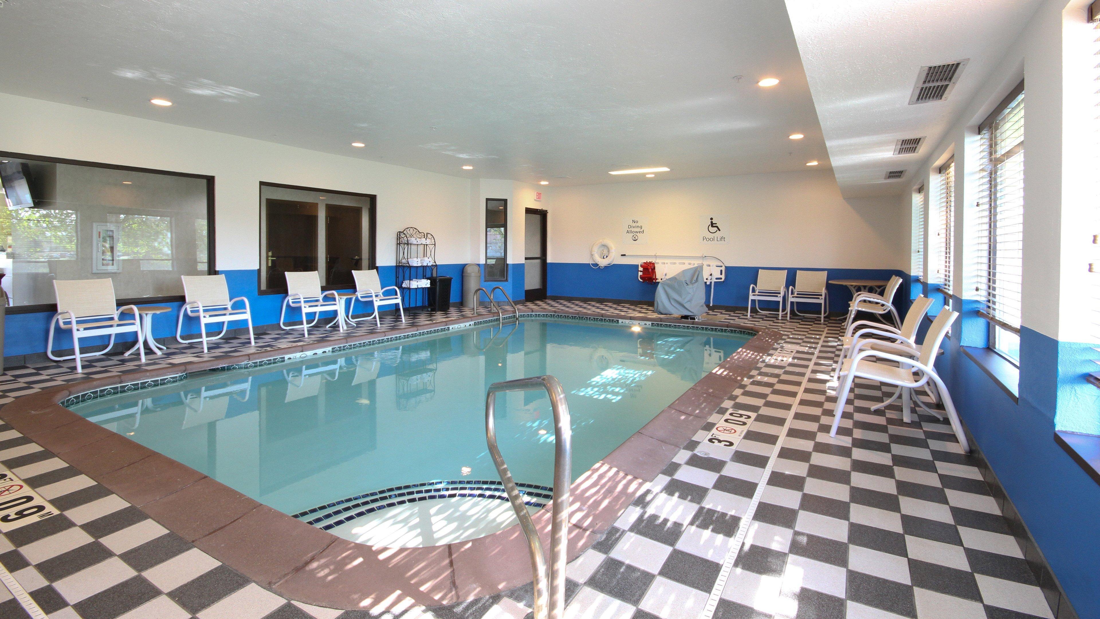Holiday Inn Express Marshall, An Ihg Hotel Екстер'єр фото